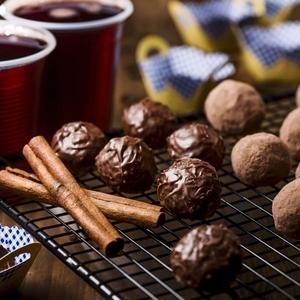 Trufas de Quentão: aqueça sua festa junina