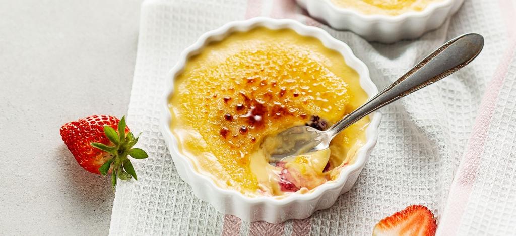 Crème Brûlée de Chocolate e Frutas vermelhas