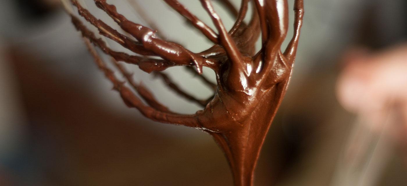 Ganache: saiba mais sobre este preparo versátil