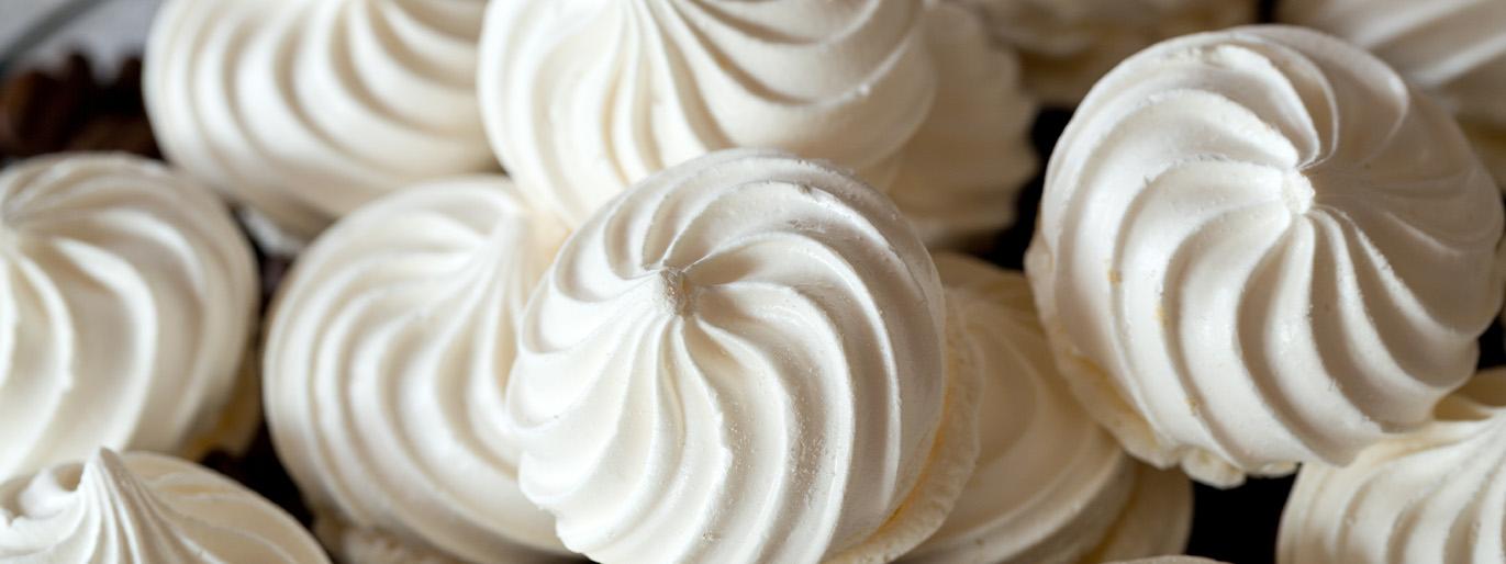 Merengue: conheça a origem e quais são os tipos - Docepedia
