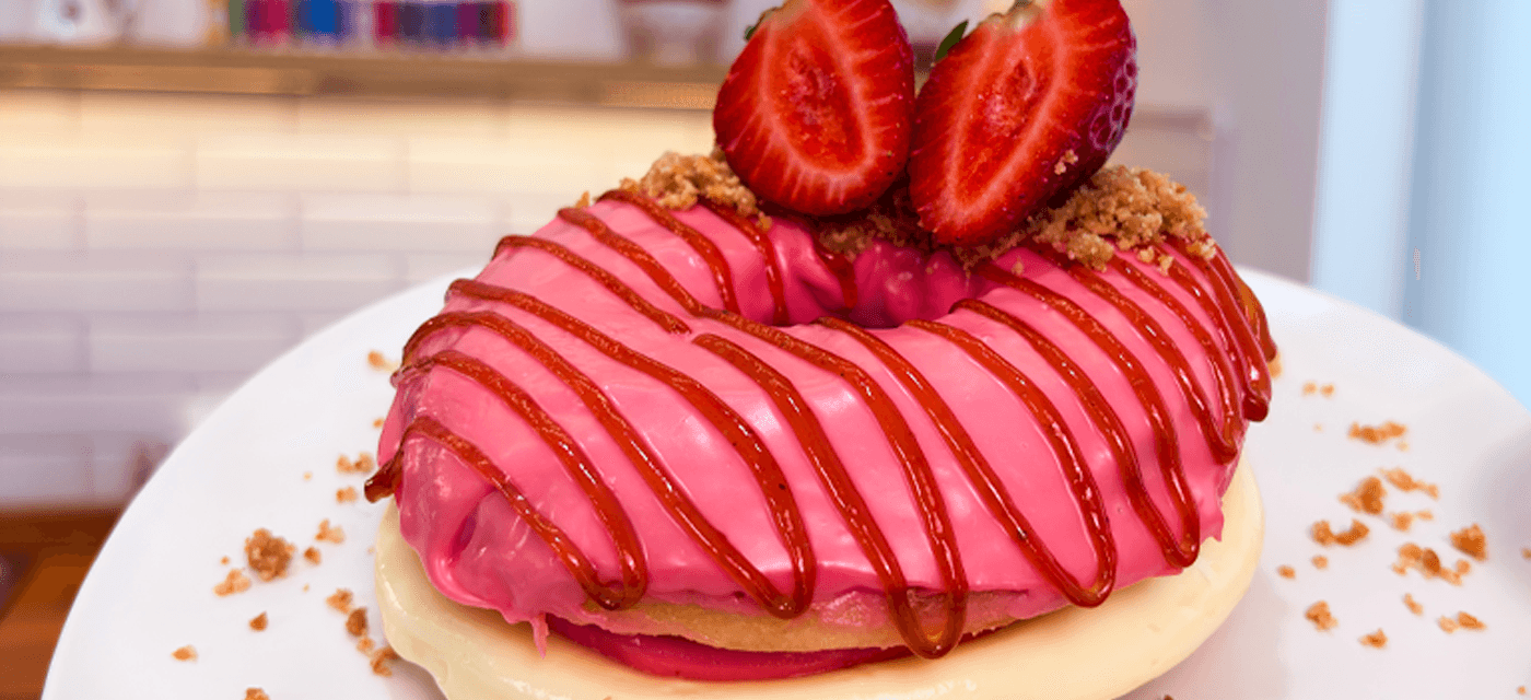 Donut Cheesecake de Morango: prático e saboroso