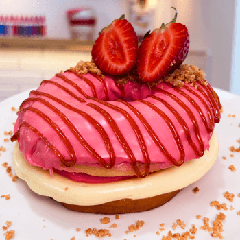 Donut Cheesecake de Morango: prático e saboroso