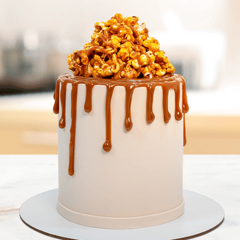 Bolo de pipoca caramelizada: divertido e saboroso