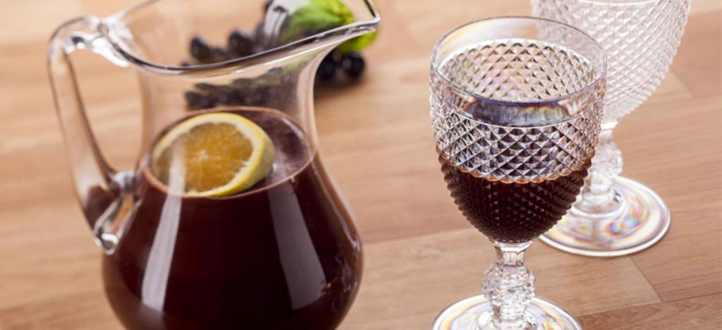 Chocolate Quente com Vinho e Especiarias