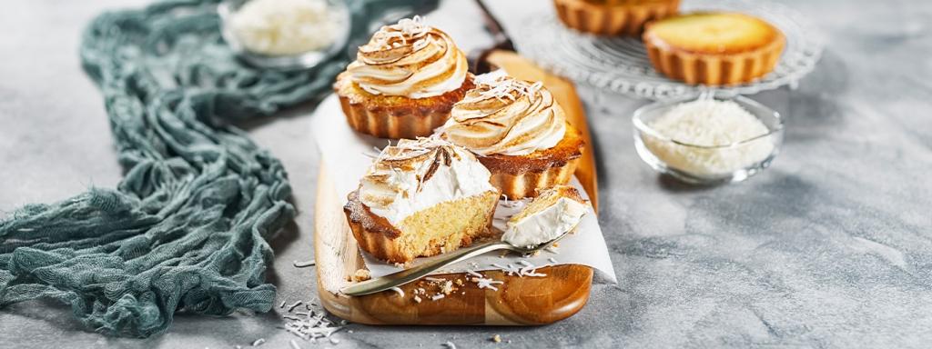 Tortinha de Chocolate Branco e Coco com Marshmallow